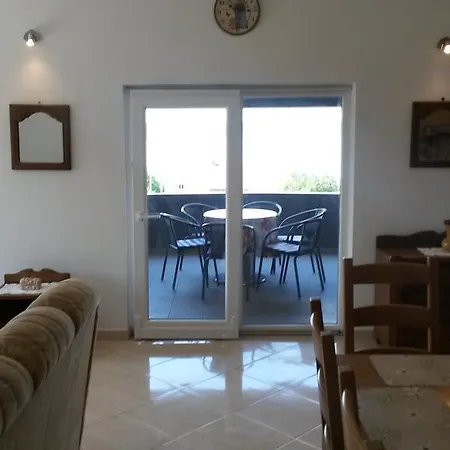 Monte Cristo 500m Do Plaze-beach Apartmán Maslenica