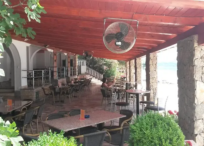 Monte Cristo 500m Do Plaze-beach *